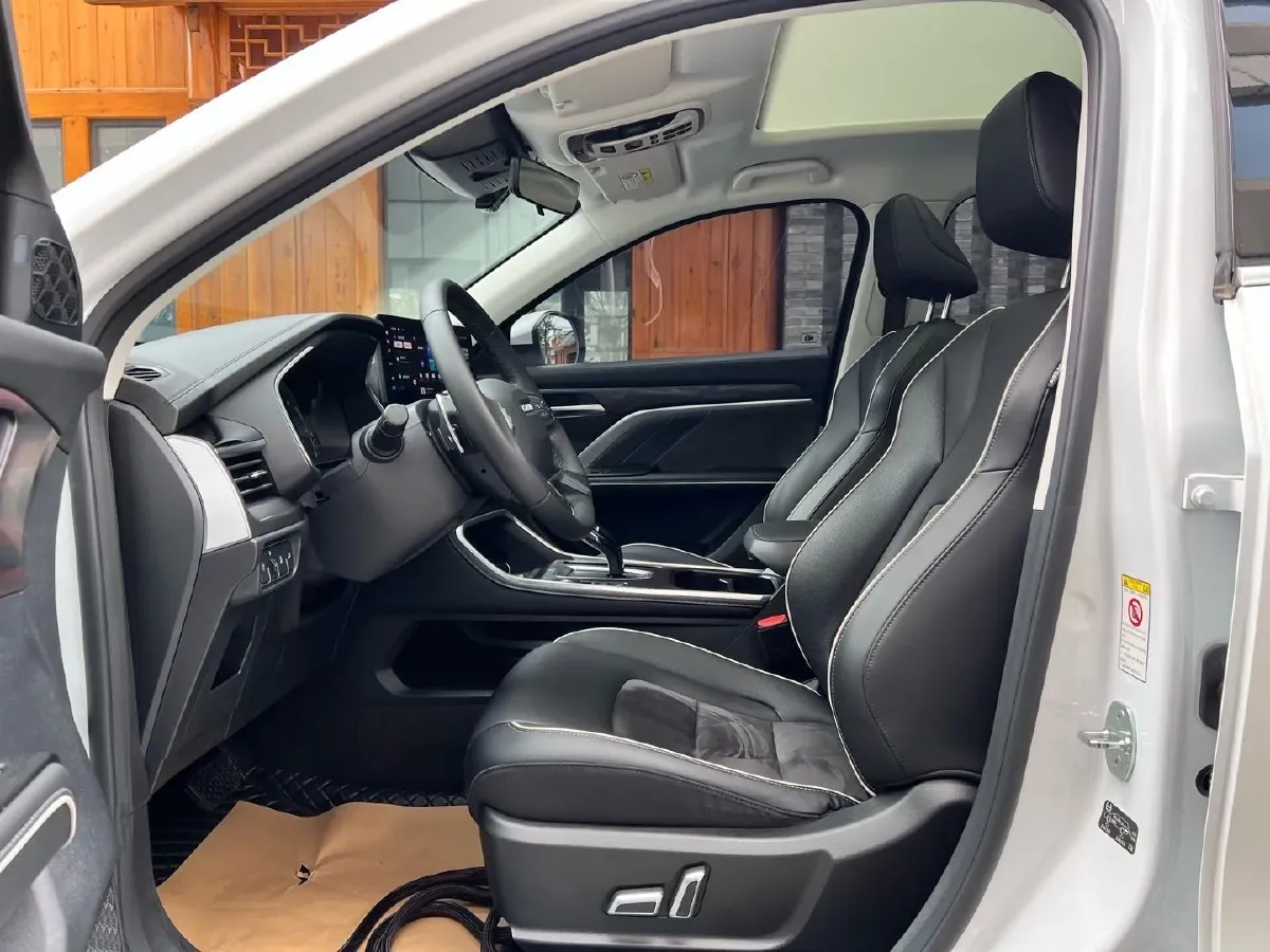 2023 Haval H6 1.5T 150HP L4 7DCT,autocango,china used car exporter,china ev exporter,chinese used car exporter,chinese used ev exporter