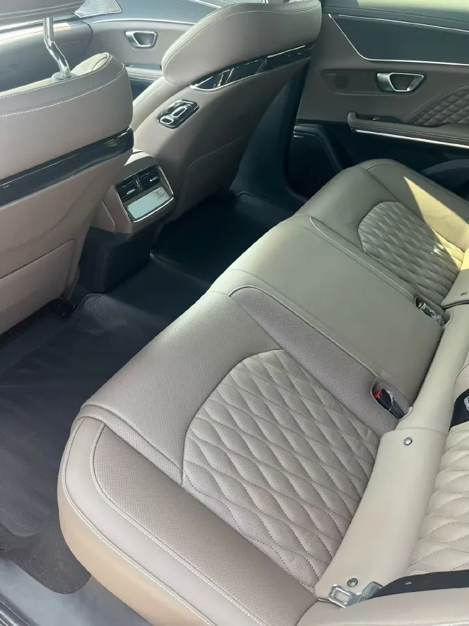 2024 BYD Han 1.5T 139HP L4 E-CVT PHEV 18.316KWH,autocango,china used car exporter,china ev exporter,chinese used car exporter,chinese used ev exporter