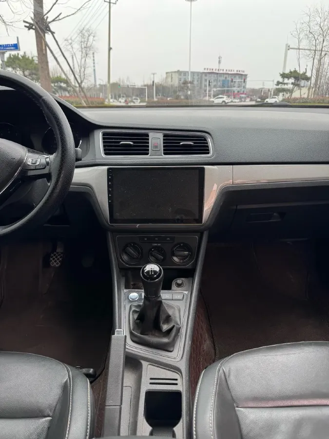 2017 Zotye Damy X7 1.8T 177HP L4 5MT,autocango,china used car exporter,china ev exporter,chinese used car exporter,chinese used ev exporter