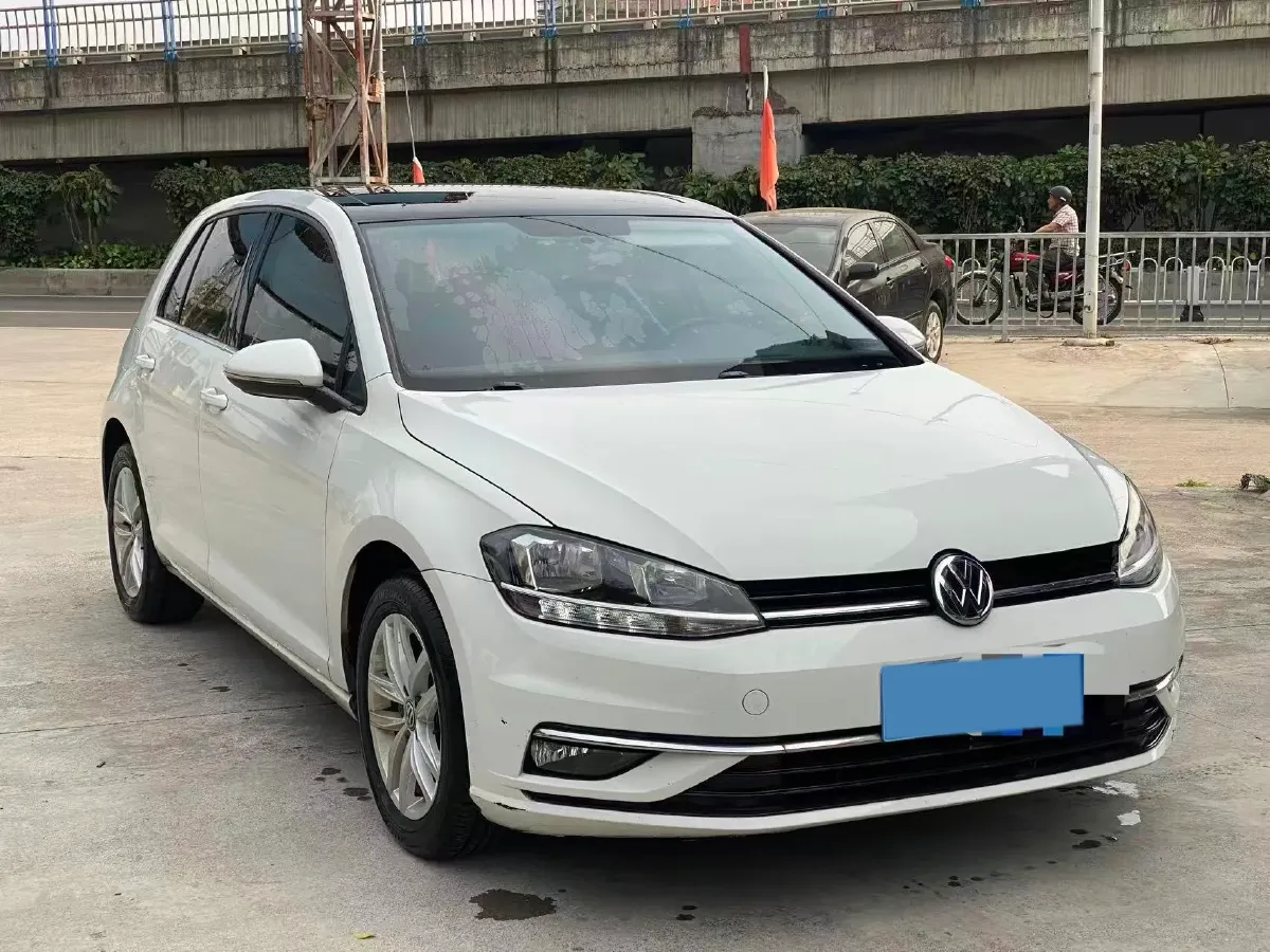 2018 Volkswagen Golf 1.6L 110HP L4 6AT,autocango,china used car exporter,china ev exporter,chinese used car exporter,chinese used ev exporter
