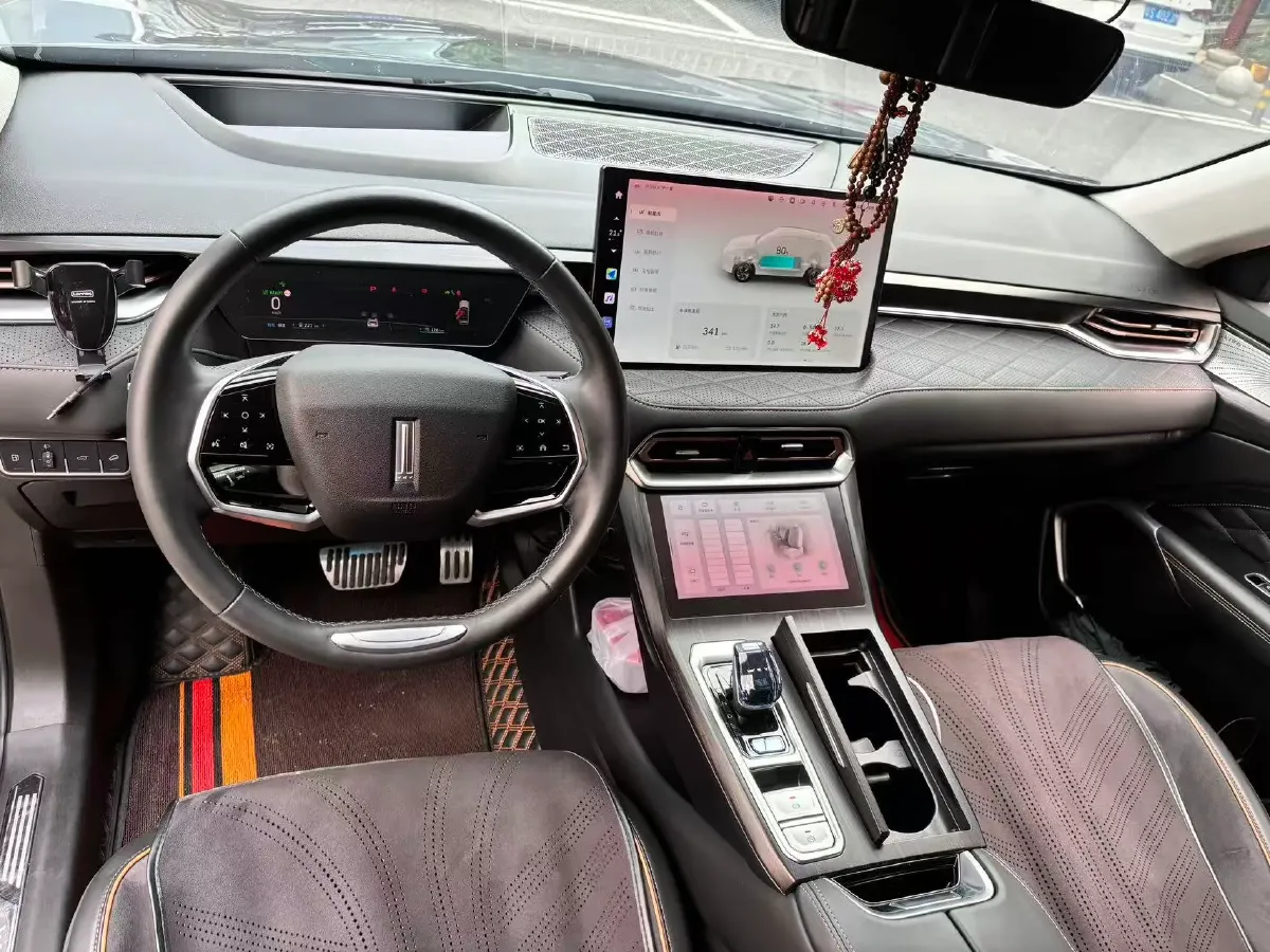 2022 WEY Latte 1.5T 156HP L4 2DHT PHEV 34KWH,autocango,china used car exporter,china ev exporter,chinese used car exporter,chinese used ev exporter