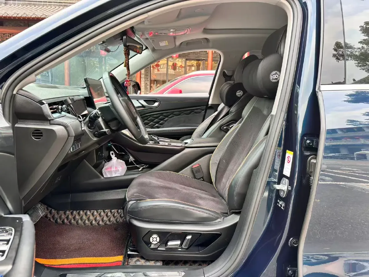 2022 WEY Latte 1.5T 156HP L4 2DHT PHEV 34KWH,autocango,china used car exporter,china ev exporter,chinese used car exporter,chinese used ev exporter