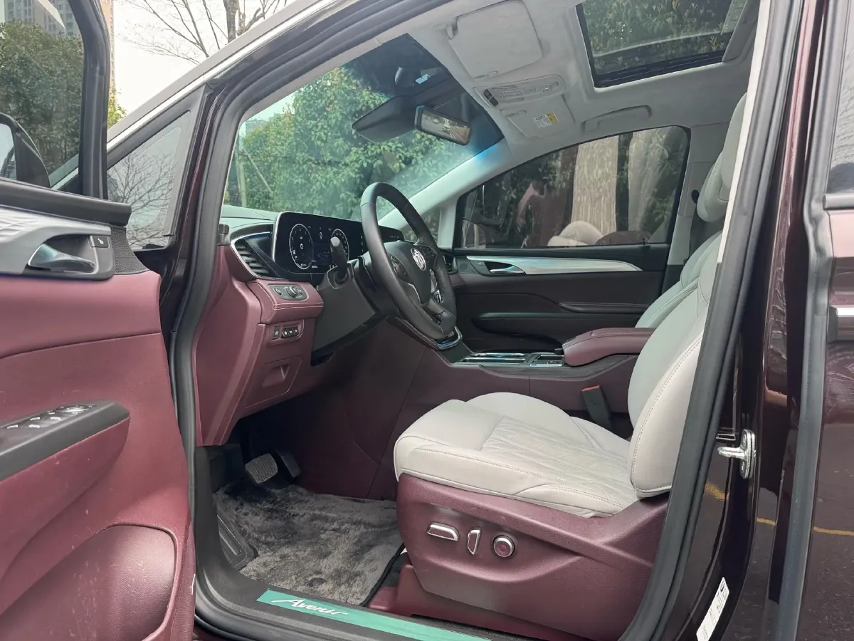 2022 Buick GL8 2.0T 237HP L4 9AT,autocango,china used car exporter,china ev exporter,chinese used car exporter,chinese used ev exporter