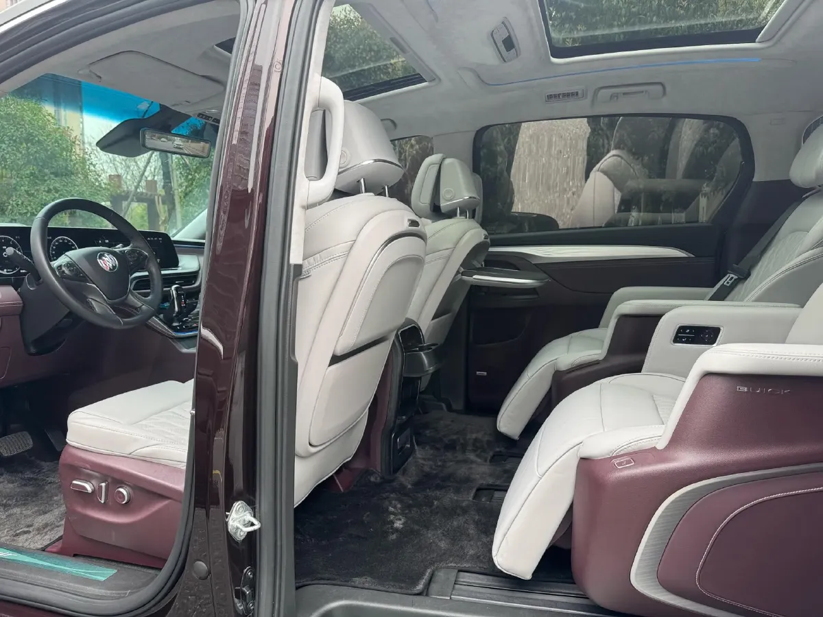 2022 Buick GL8 2.0T 237HP L4 9AT,autocango,china used car exporter,china ev exporter,chinese used car exporter,chinese used ev exporter