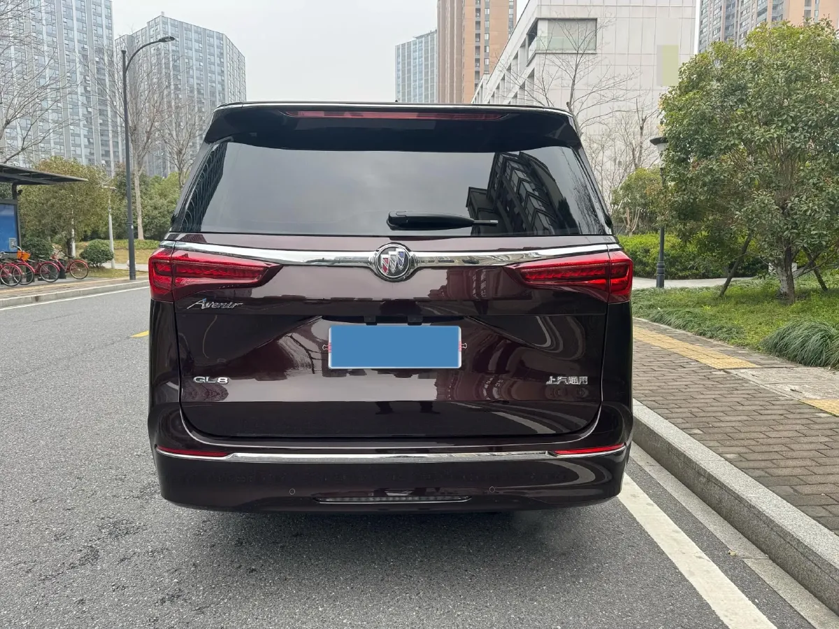 2022 Buick GL8 2.0T 237HP L4 9AT,autocango,china used car exporter,china ev exporter,chinese used car exporter,chinese used ev exporter