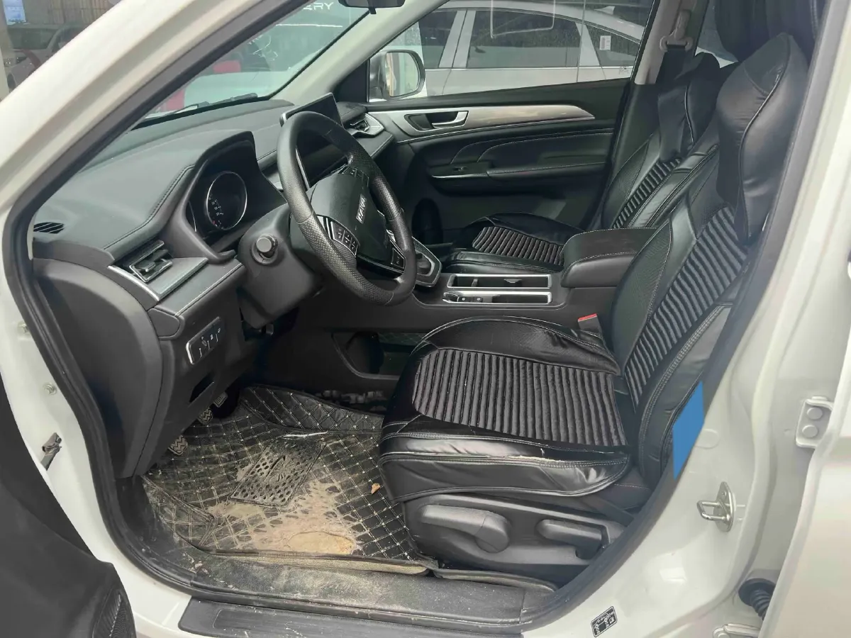 2021 Haval M6 1.5T 150HP L4 6MT,autocango,china used car exporter,china ev exporter,chinese used car exporter,chinese used ev exporter