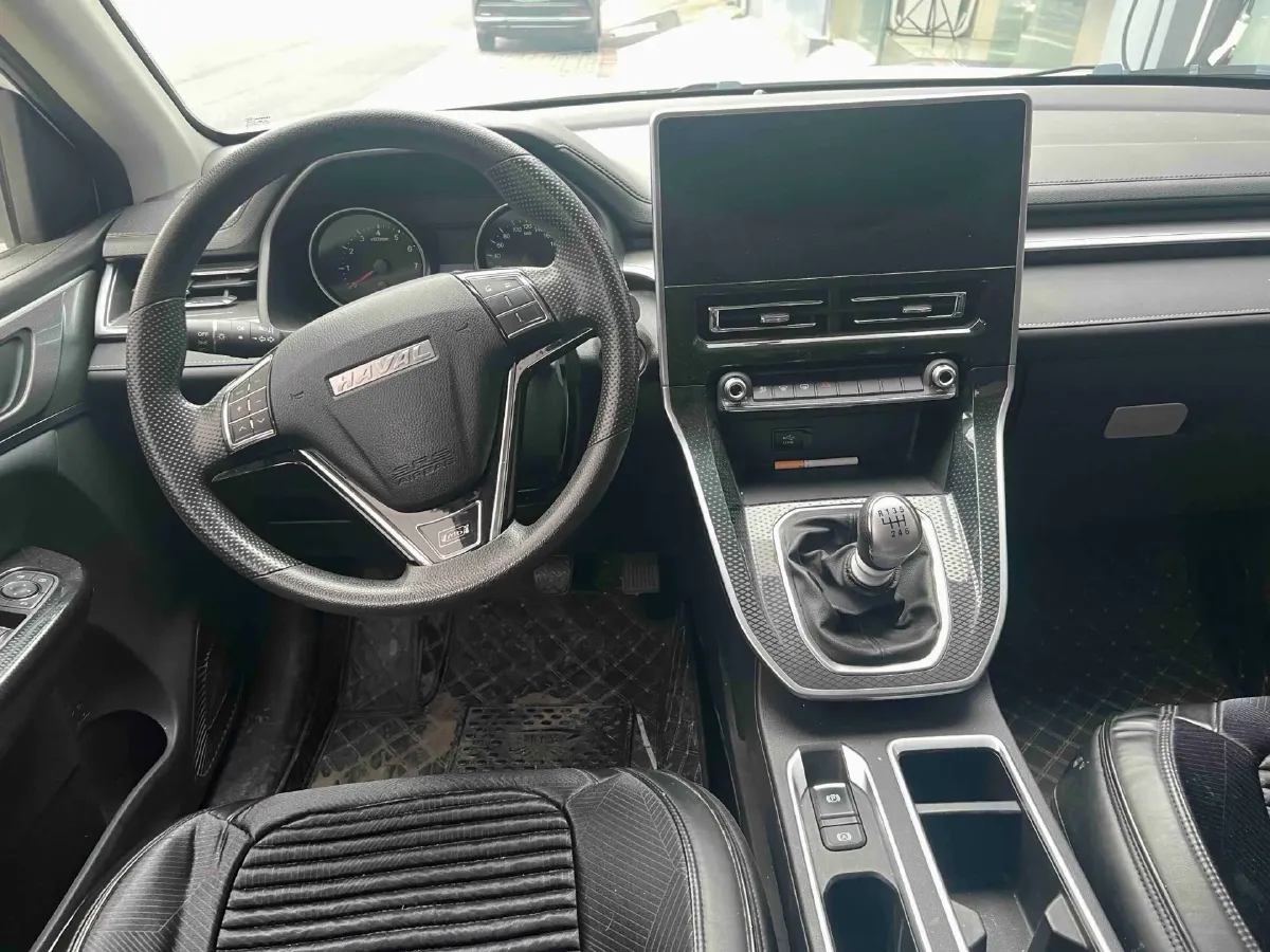 2021 Haval M6 1.5T 150HP L4 6MT,autocango,china used car exporter,china ev exporter,chinese used car exporter,chinese used ev exporter