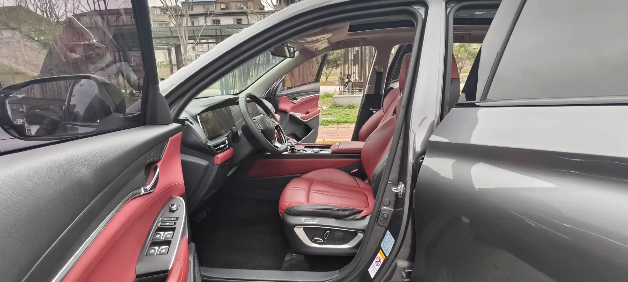 2020 ChangAn CS75 Plus 2.0T 233HP L4 8AT,autocango,china used car exporter,china ev exporter,chinese used car exporter,chinese used ev exporter