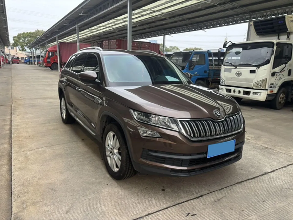 2018 Skoda Kodiak 2.0T 186HP L4 7DCT,autocango,china used car exporter,china ev exporter,chinese used car exporter,chinese used ev exporter