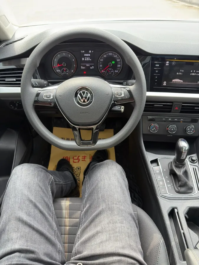 2021 Volkswagen Lavida 1.4T 150HP L4 7DCT,autocango,china used car exporter,china ev exporter,chinese used car exporter,chinese used ev exporter