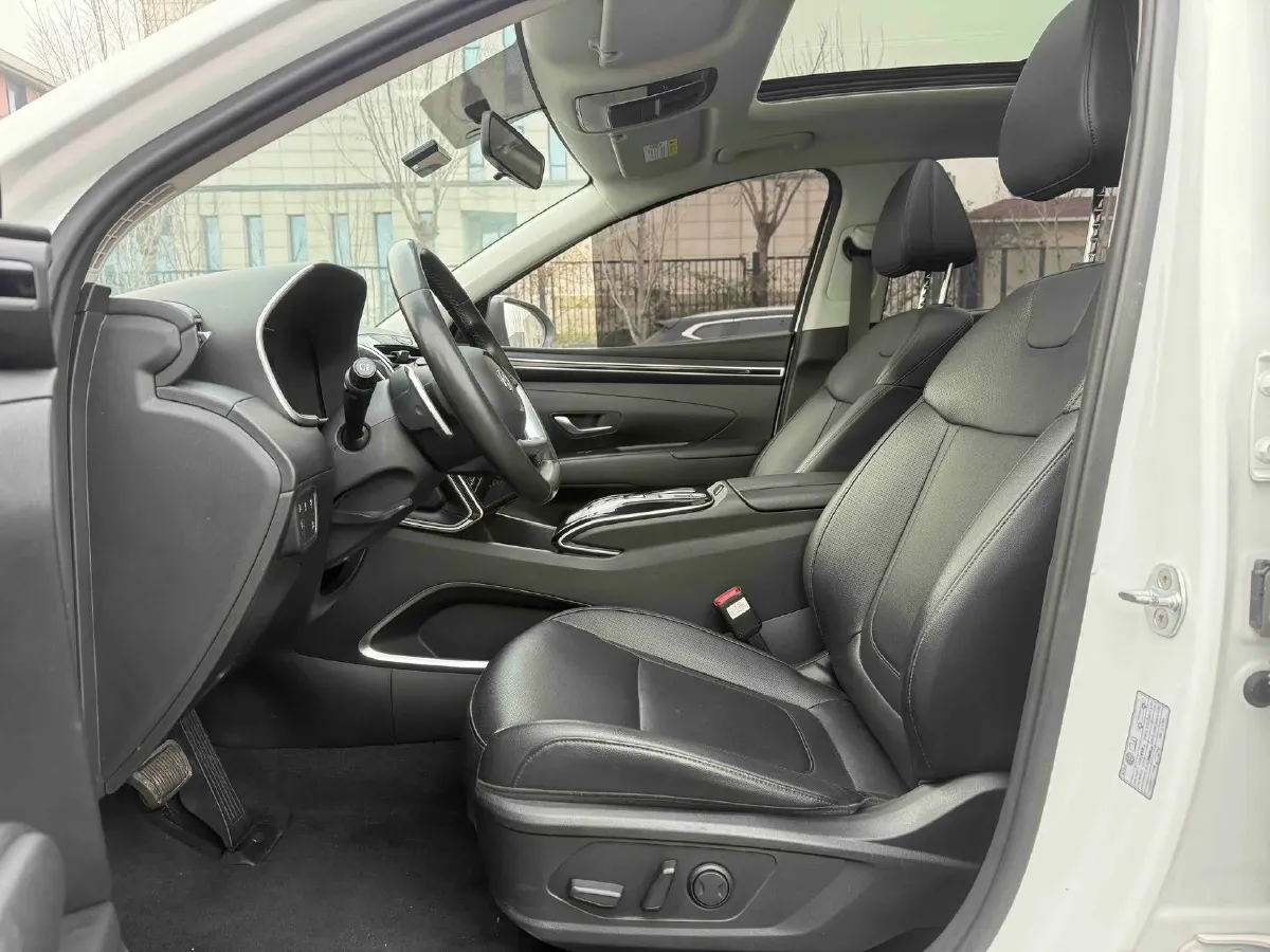 2021 Hyundai Tucson 1.5T 200HP L4 7DCT,autocango,china used car exporter,china ev exporter,chinese used car exporter,chinese used ev exporter