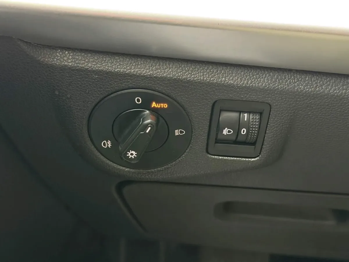 2023 Volkswagen Lavida 1.5L 110HP L4 6AT,autocango,china used car exporter,china ev exporter,chinese used car exporter,chinese used ev exporter