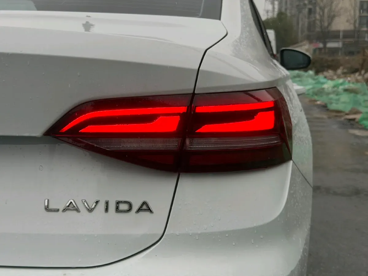 2023 Volkswagen Lavida 1.5L 110HP L4 6AT,autocango,china used car exporter,china ev exporter,chinese used car exporter,chinese used ev exporter