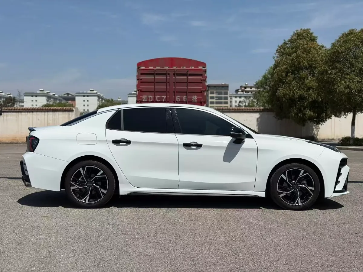 2023 MAXUS G50 1.5T 181HP L4 7DCT,autocango,china used car exporter,china ev exporter,chinese used car exporter,chinese used ev exporter