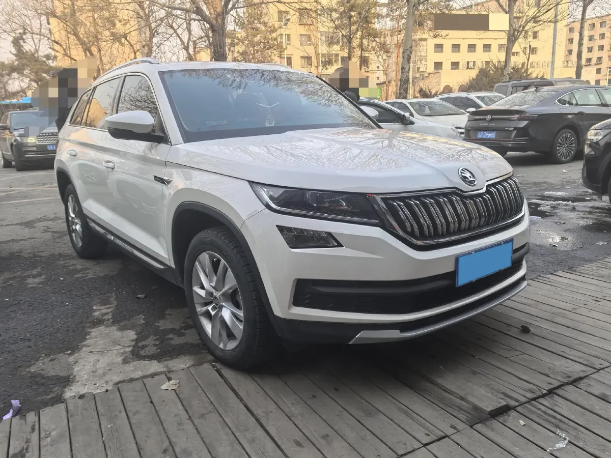 2018 Skoda Kodiak 2.0T 186HP L4 7DCT,autocango,china used car exporter,china ev exporter,chinese used car exporter,chinese used ev exporter