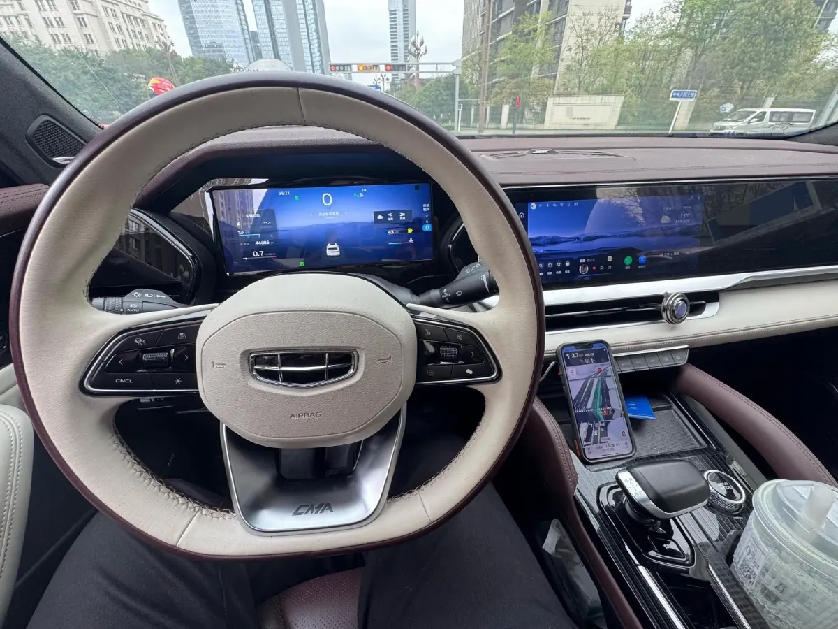 2021 Geely Monjaro 2.0T 218HP L4 7DCT,autocango,china used car exporter,china ev exporter,chinese used car exporter,chinese used ev exporter