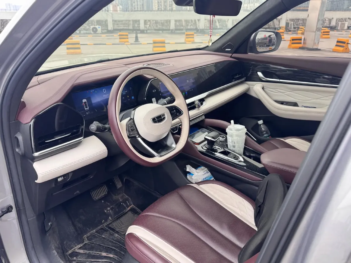 2021 Geely Monjaro 2.0T 218HP L4 7DCT,autocango,china used car exporter,china ev exporter,chinese used car exporter,chinese used ev exporter