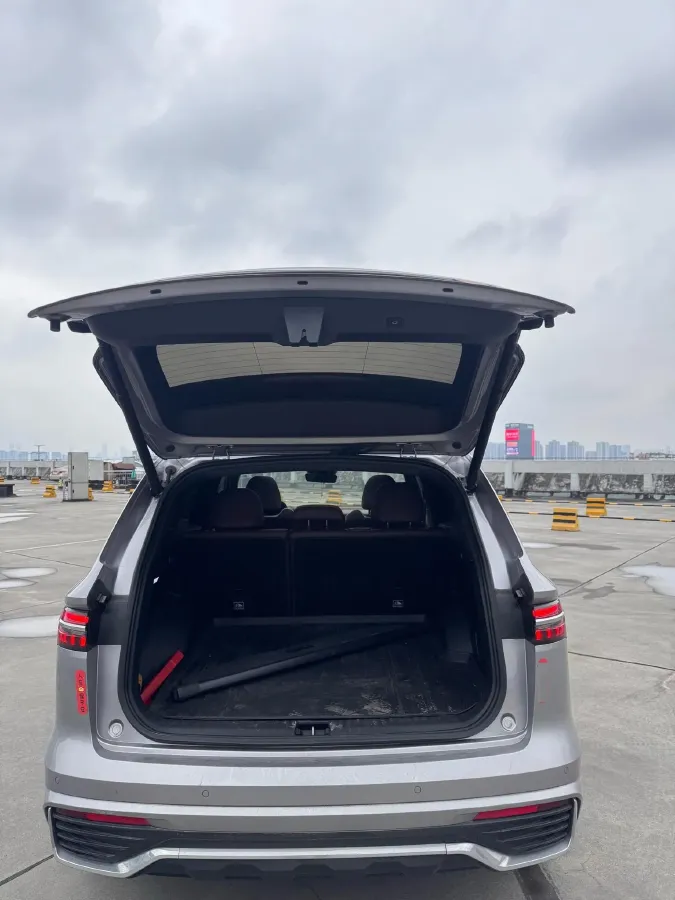 2021 Geely Monjaro 2.0T 218HP L4 7DCT,autocango,china used car exporter,china ev exporter,chinese used car exporter,chinese used ev exporter