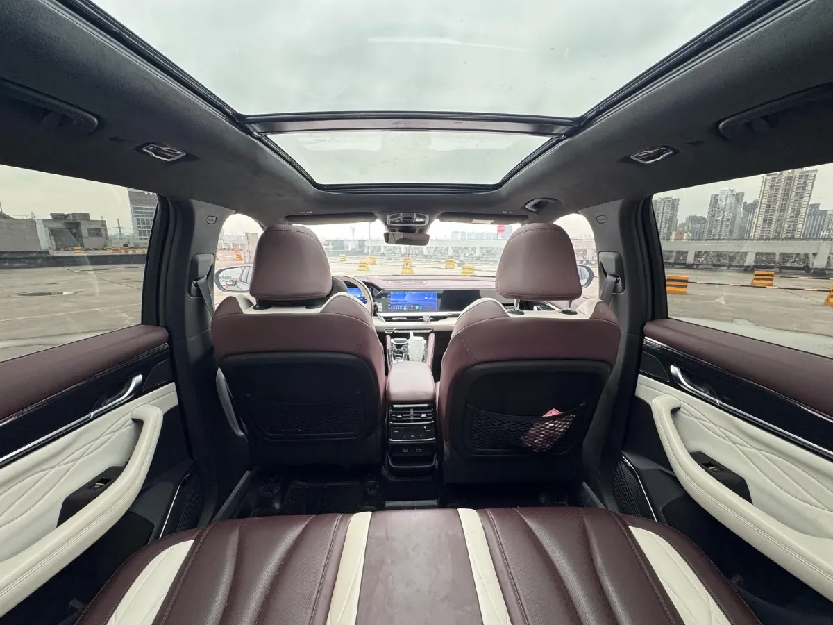 2021 Geely Monjaro 2.0T 218HP L4 7DCT,autocango,china used car exporter,china ev exporter,chinese used car exporter,chinese used ev exporter