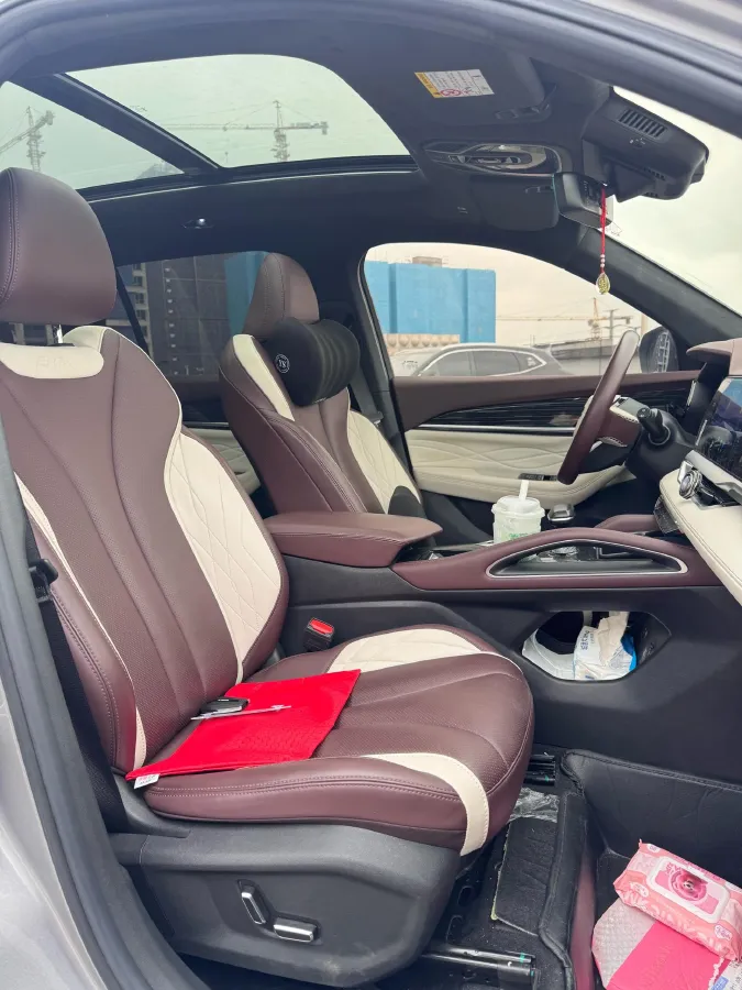 2021 Geely Monjaro 2.0T 218HP L4 7DCT,autocango,china used car exporter,china ev exporter,chinese used car exporter,chinese used ev exporter