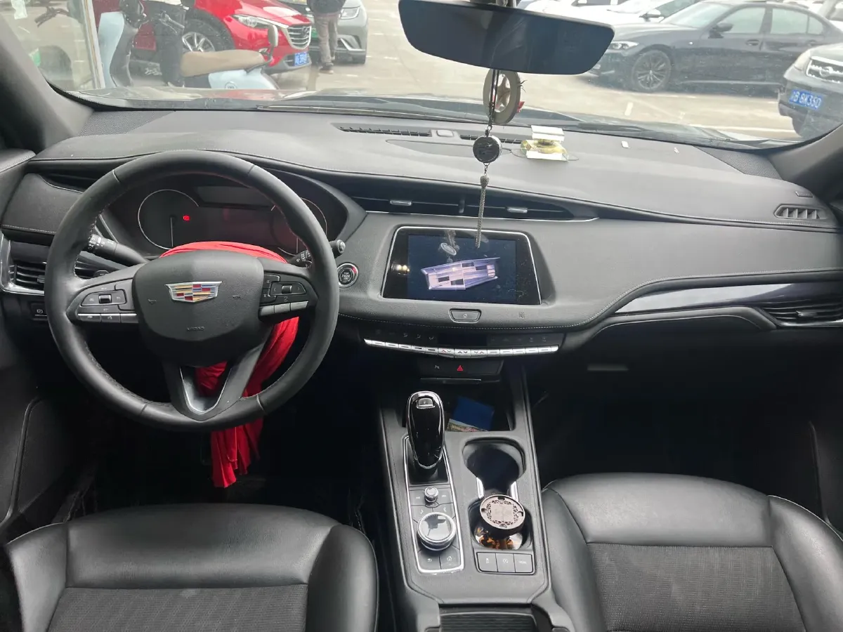 2021 Cadillac XT4 2.0T 237HP L4 9AT,autocango,china used car exporter,china ev exporter,chinese used car exporter,chinese used ev exporter