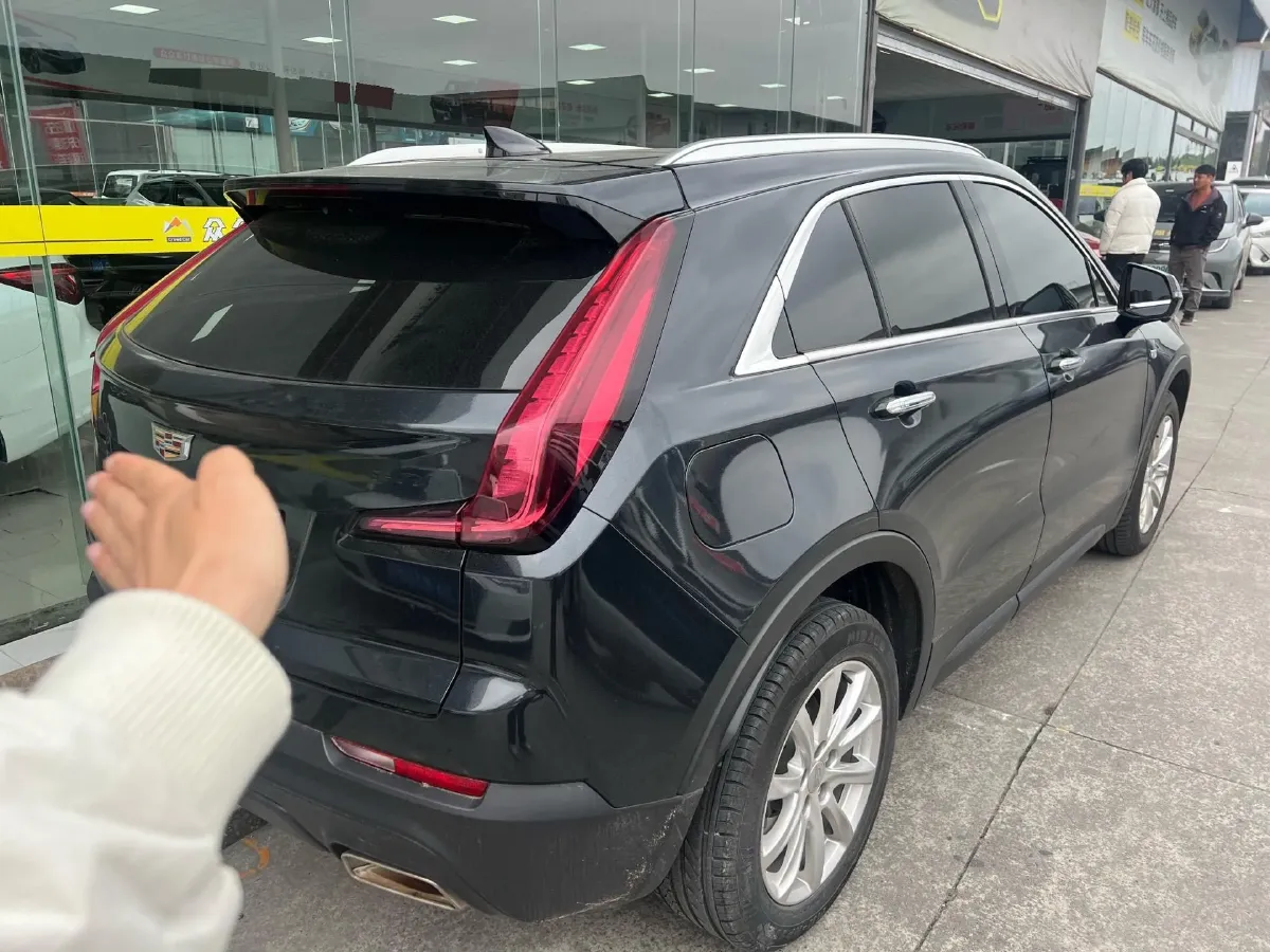 2021 Cadillac XT4 2.0T 237HP L4 9AT,autocango,china used car exporter,china ev exporter,chinese used car exporter,chinese used ev exporter