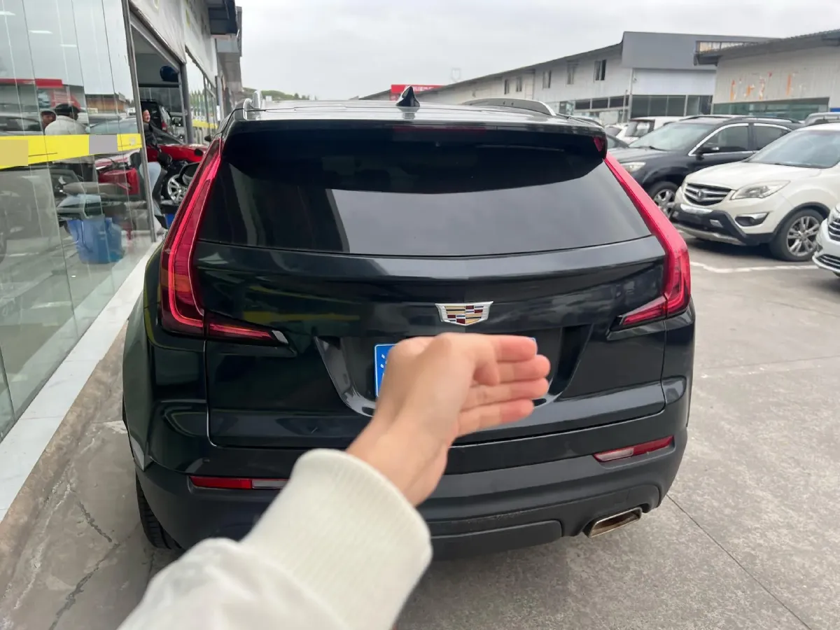 2021 Cadillac XT4 2.0T 237HP L4 9AT,autocango,china used car exporter,china ev exporter,chinese used car exporter,chinese used ev exporter