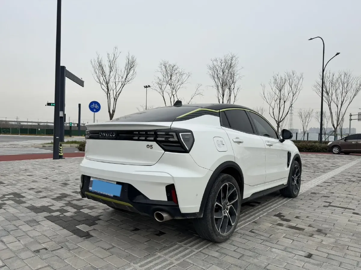 2022 LYNK&CO 05 2.0T 254HP L4 8AT,autocango,china used car exporter,china ev exporter,chinese used car exporter,chinese used ev exporter