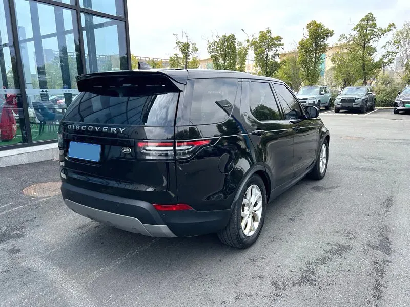 2018 Land Rover Discovery 2.0T 300HP L4 8AT,autocango,china used car exporter,china ev exporter,chinese used car exporter,chinese used ev exporter