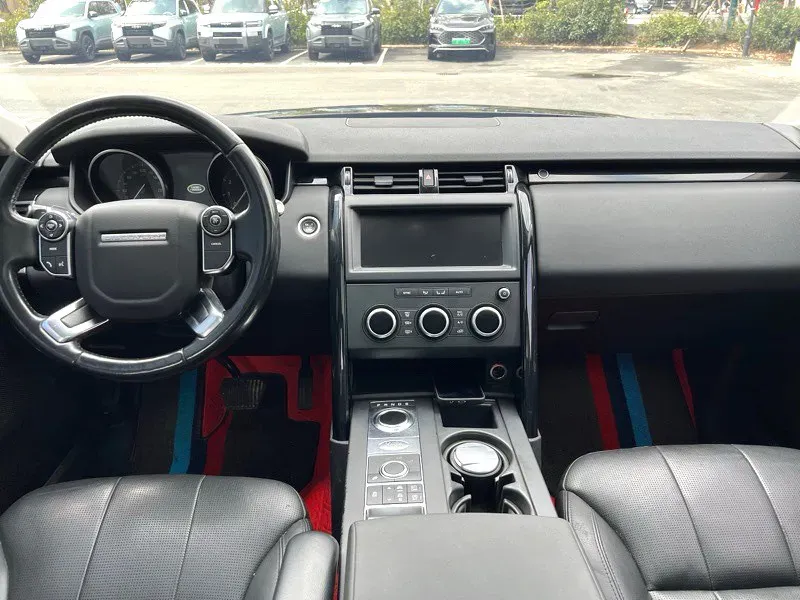 2018 Land Rover Discovery 2.0T 300HP L4 8AT,autocango,china used car exporter,china ev exporter,chinese used car exporter,chinese used ev exporter