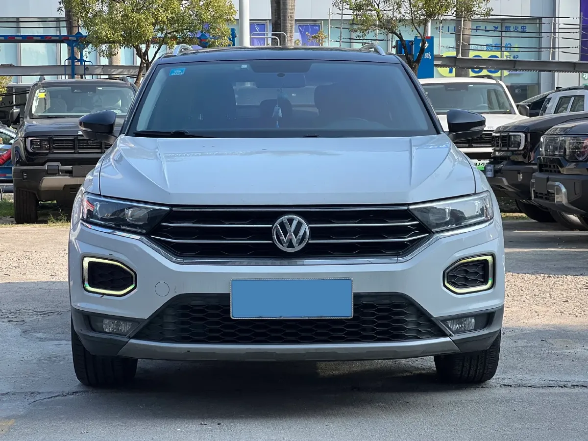 2018 Mitsubishi Eclipse Cross 1.5T 170HP L4 CVT,autocango,china used car exporter,china ev exporter,chinese used car exporter,chinese used ev exporter