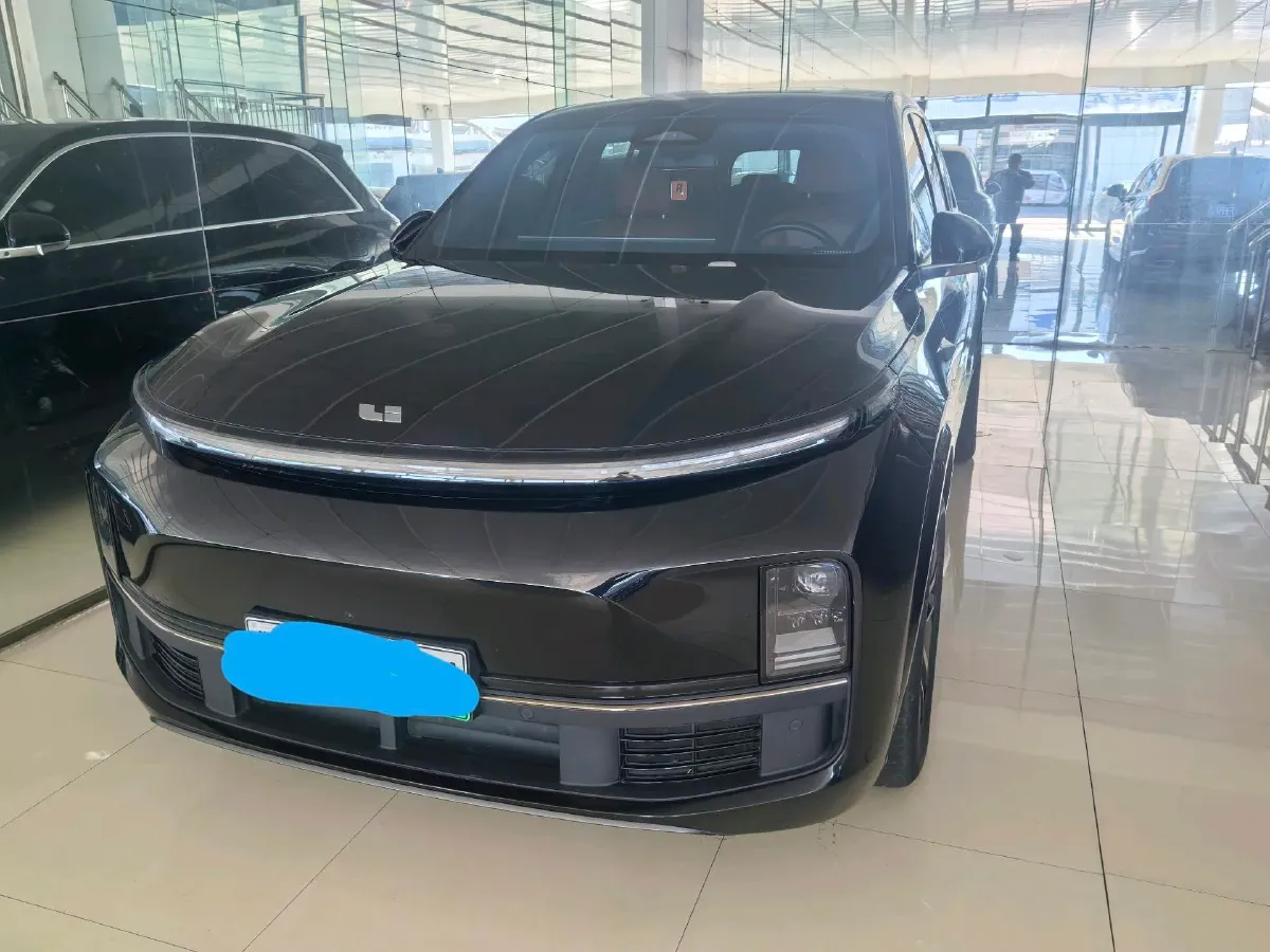 2024 Volvo S60 2.0T 197HP L4 7DCT,autocango,china used car exporter,china ev exporter,chinese used car exporter,chinese used ev exporter