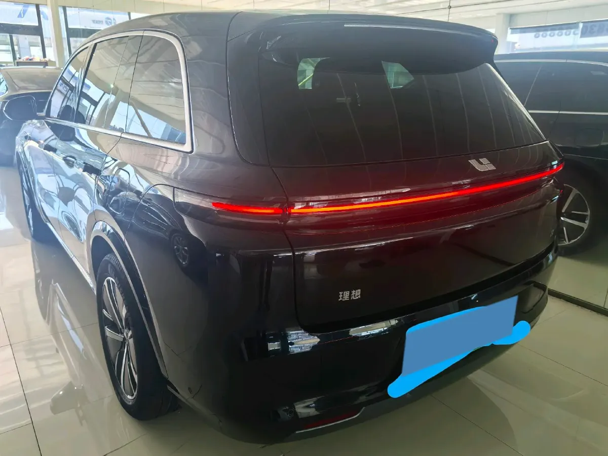 2024 Volvo S60 2.0T 197HP L4 7DCT,autocango,china used car exporter,china ev exporter,chinese used car exporter,chinese used ev exporter