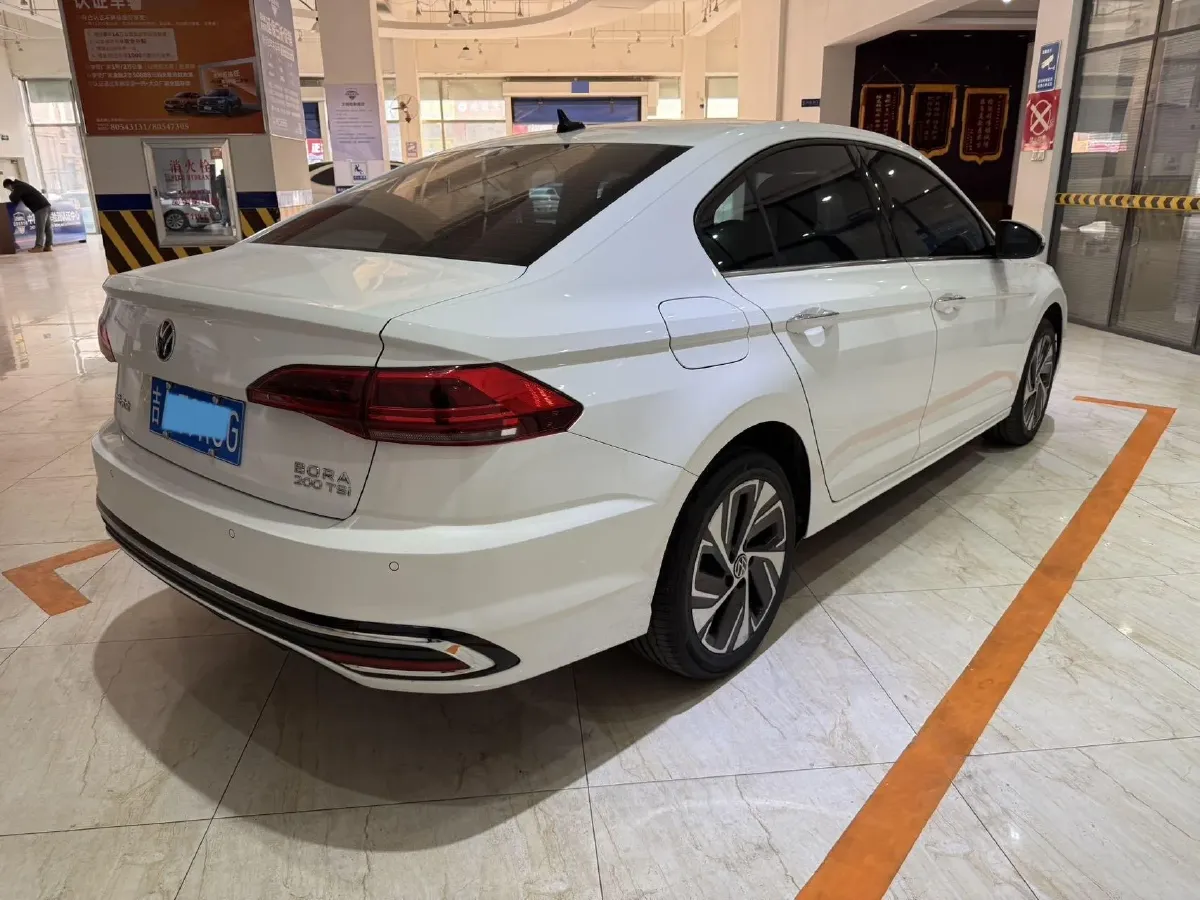 2023 Volkswagen Bora 1.2T 116HP L4 7DCT,autocango,china used car exporter,china ev exporter,chinese used car exporter,chinese used ev exporter
