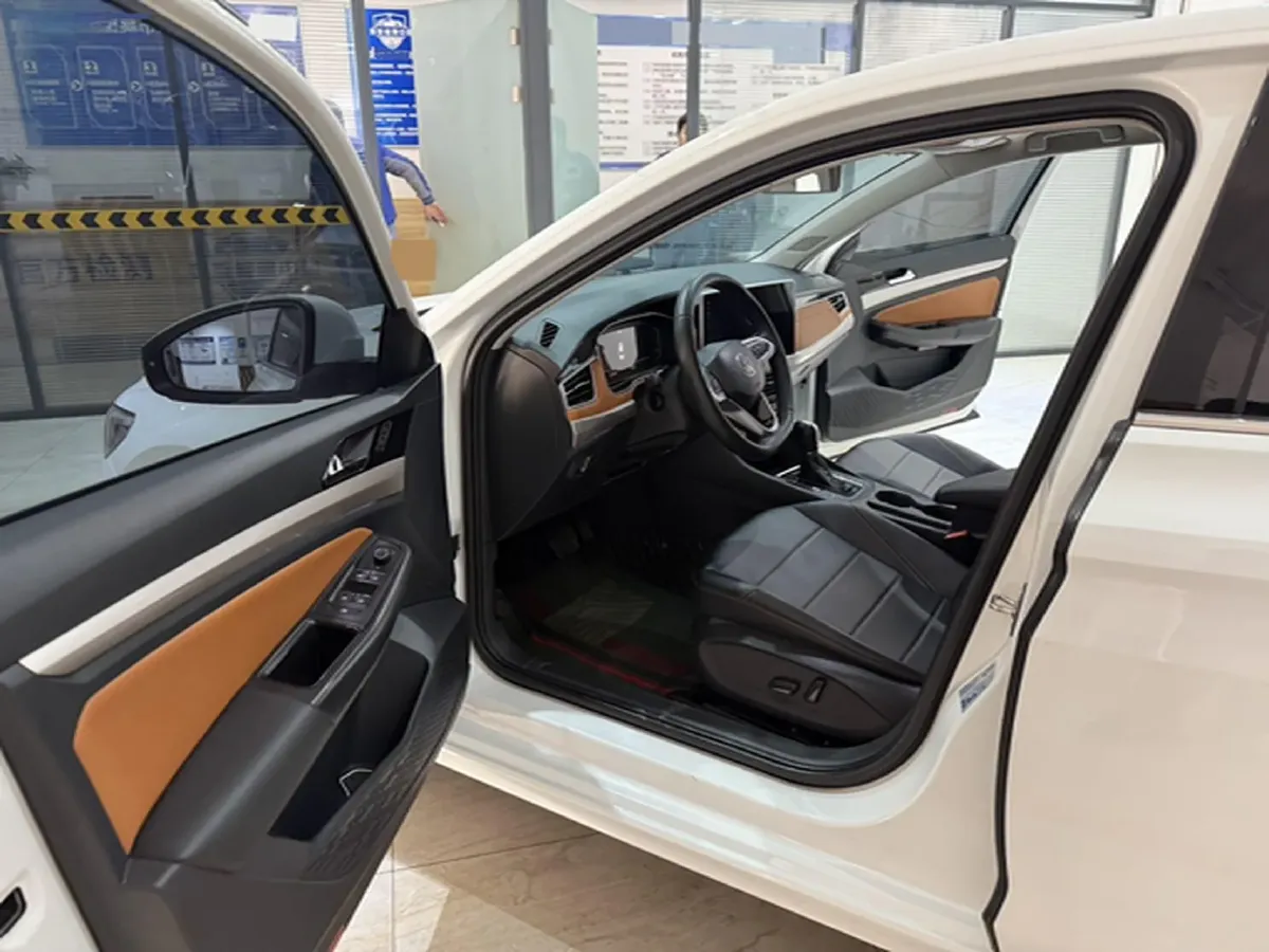 2023 Volkswagen Bora 1.2T 116HP L4 7DCT,autocango,china used car exporter,china ev exporter,chinese used car exporter,chinese used ev exporter