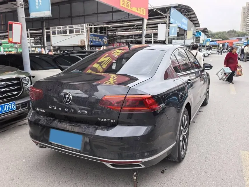 2020 Volkswagen Magotan 2.0T 186HP L4 7DCT,autocango,china used car exporter,china ev exporter,chinese used car exporter,chinese used ev exporter