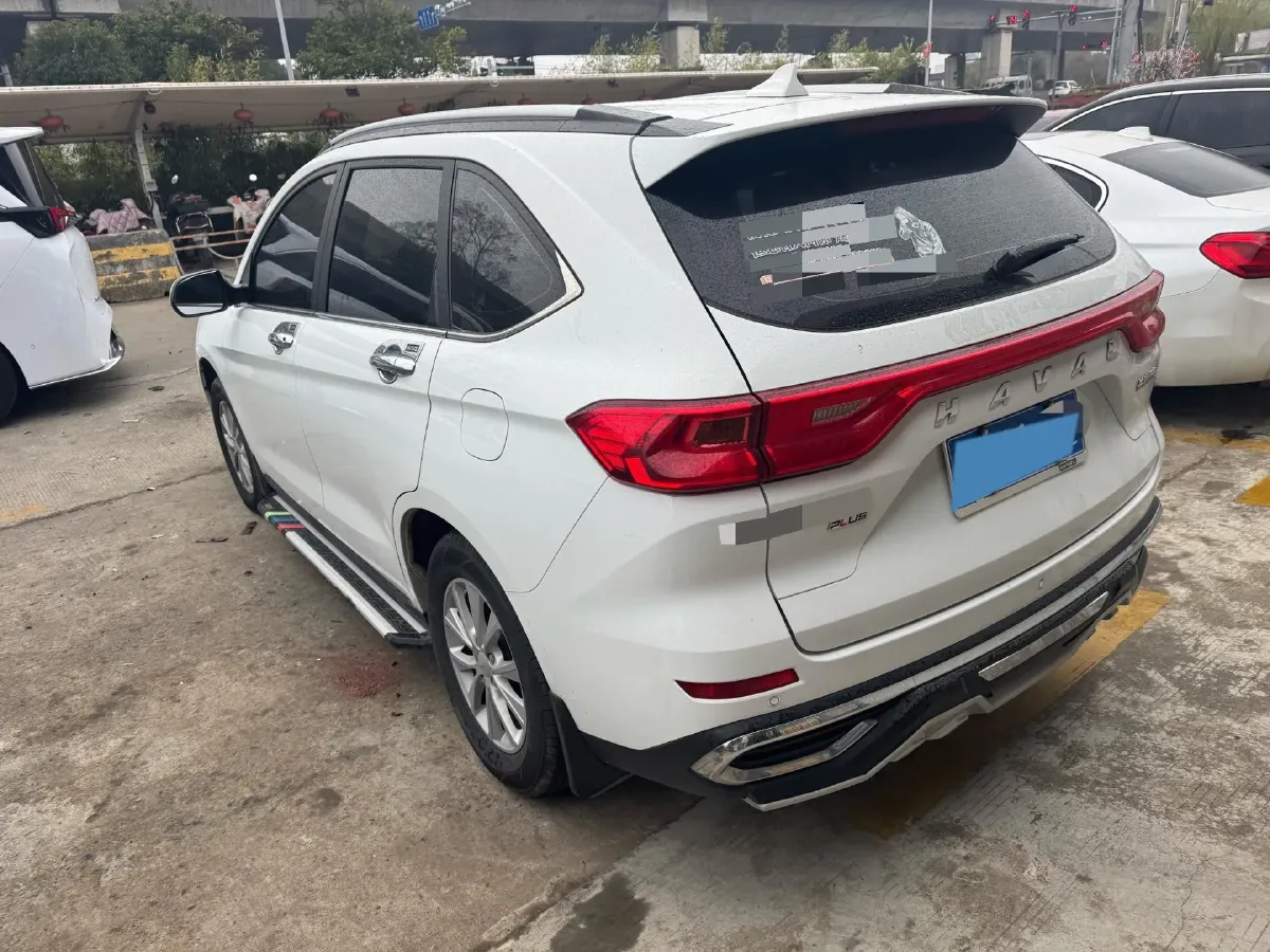 2023 Haval M6 1.5T 150HP L4 6MT,autocango,china used car exporter,china ev exporter,chinese used car exporter,chinese used ev exporter