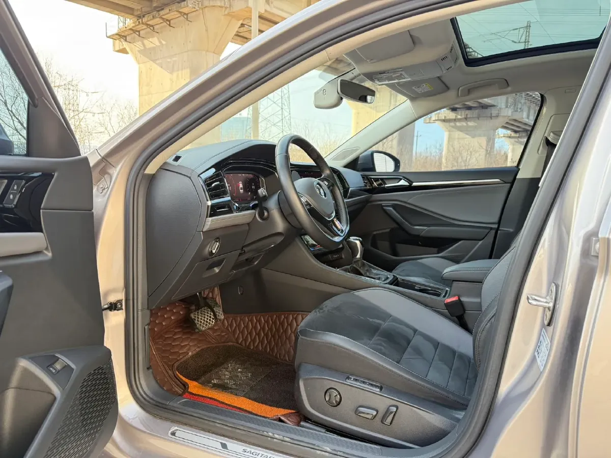2022 Volkswagen Sagitar 1.4T 150HP L4 7DCT,autocango,china used car exporter,china ev exporter,chinese used car exporter,chinese used ev exporter