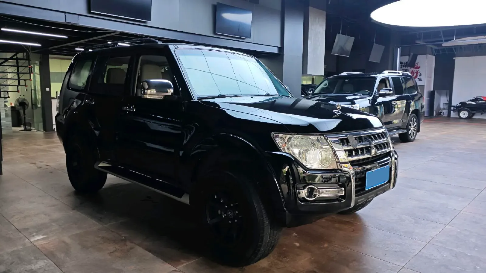 2017 YuTong T7 6.0L 316HP V8 6AT,autocango,china used car exporter,china ev exporter,chinese used car exporter,chinese used ev exporter