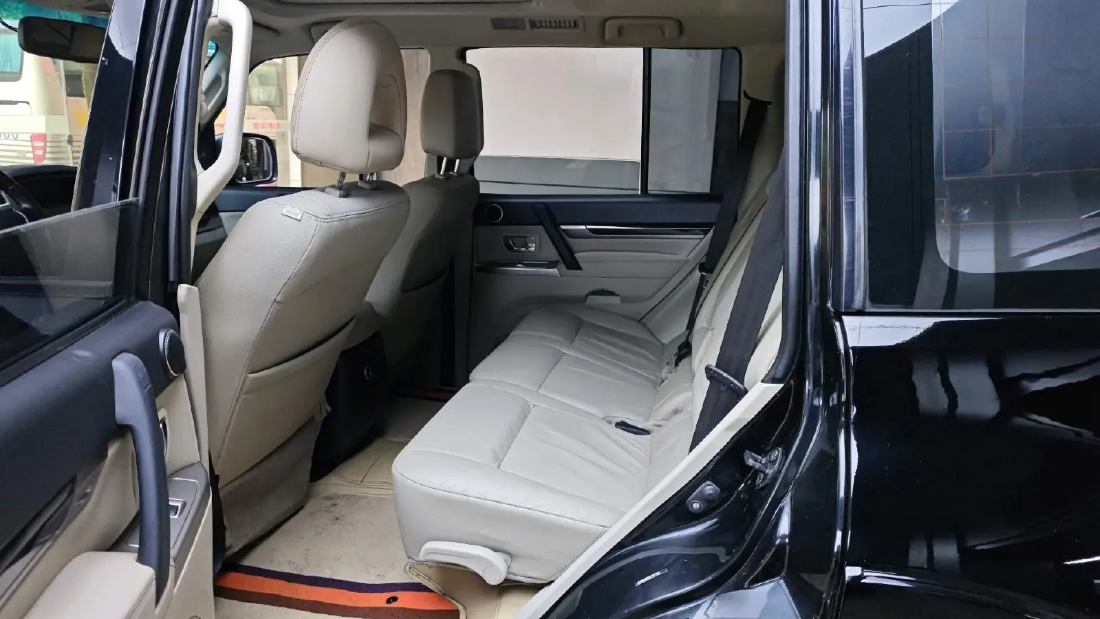 2017 YuTong T7 6.0L 316HP V8 6AT,autocango,china used car exporter,china ev exporter,chinese used car exporter,chinese used ev exporter