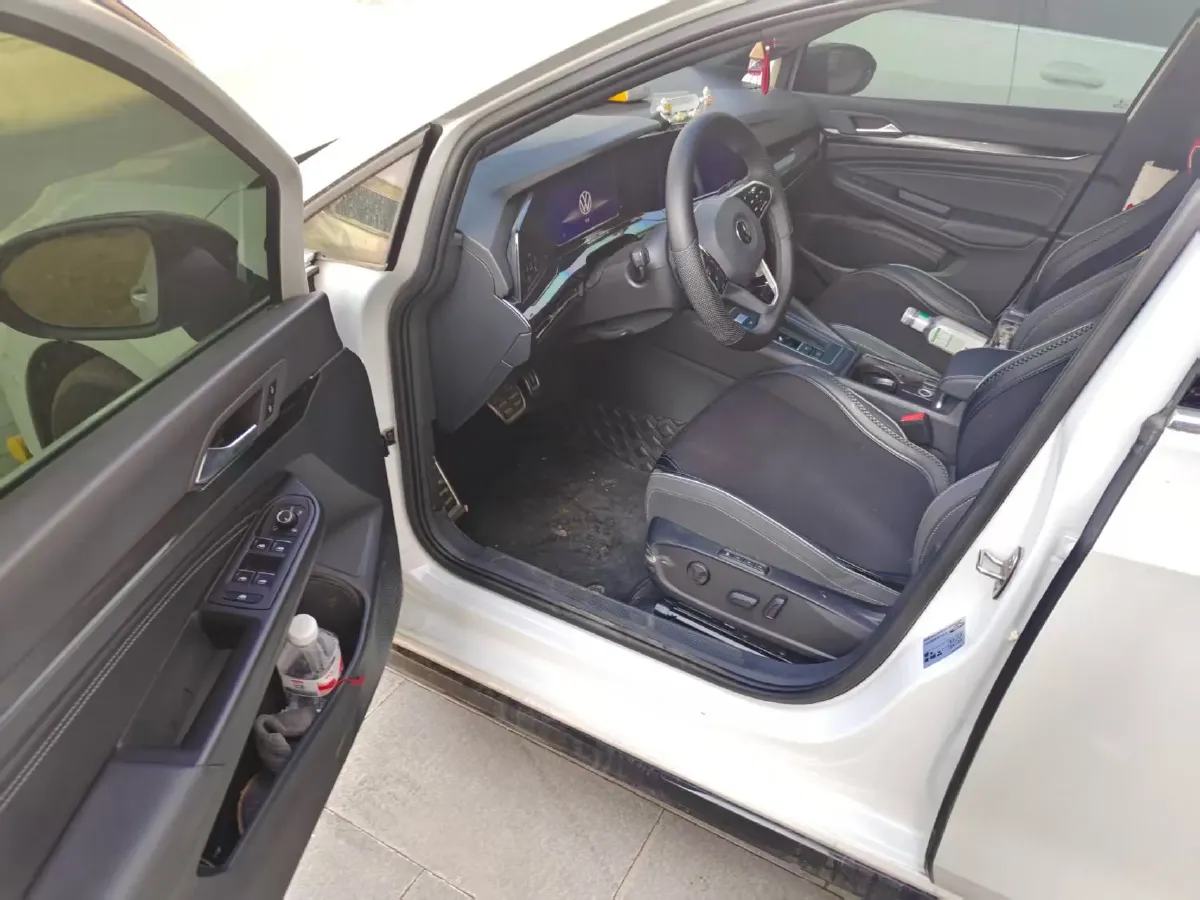 2023 Volkswagen Golf 1.4T 150HP L4 7DCT,autocango,china used car exporter,china ev exporter,chinese used car exporter,chinese used ev exporter