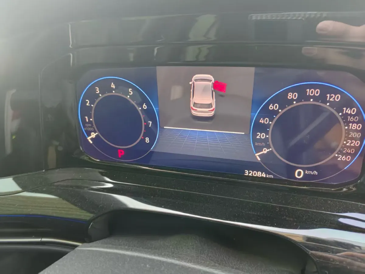 2023 Volkswagen Golf 1.4T 150HP L4 7DCT,autocango,china used car exporter,china ev exporter,chinese used car exporter,chinese used ev exporter