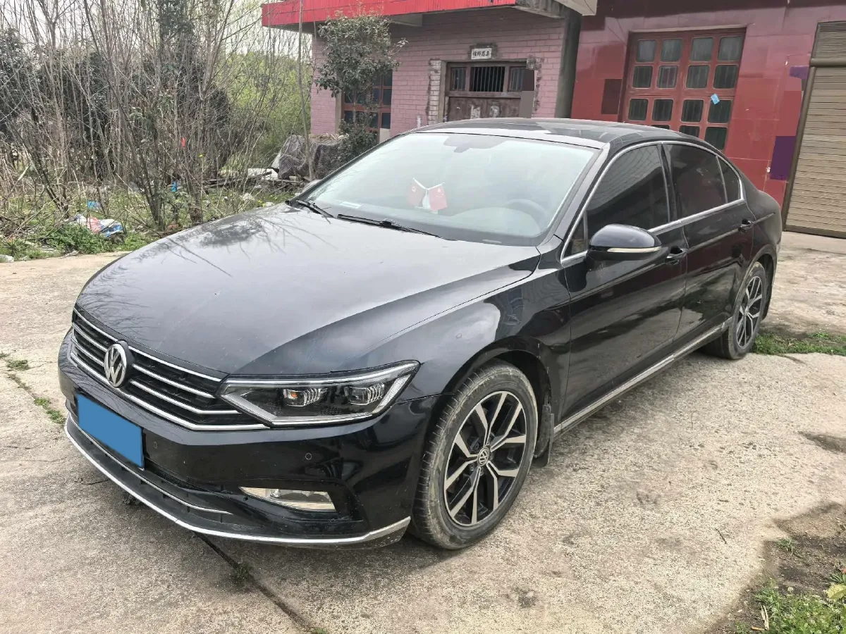 2020 Volkswagen Magotan 2.0T 186HP L4 7DCT,autocango,china used car exporter,china ev exporter,chinese used car exporter,chinese used ev exporter