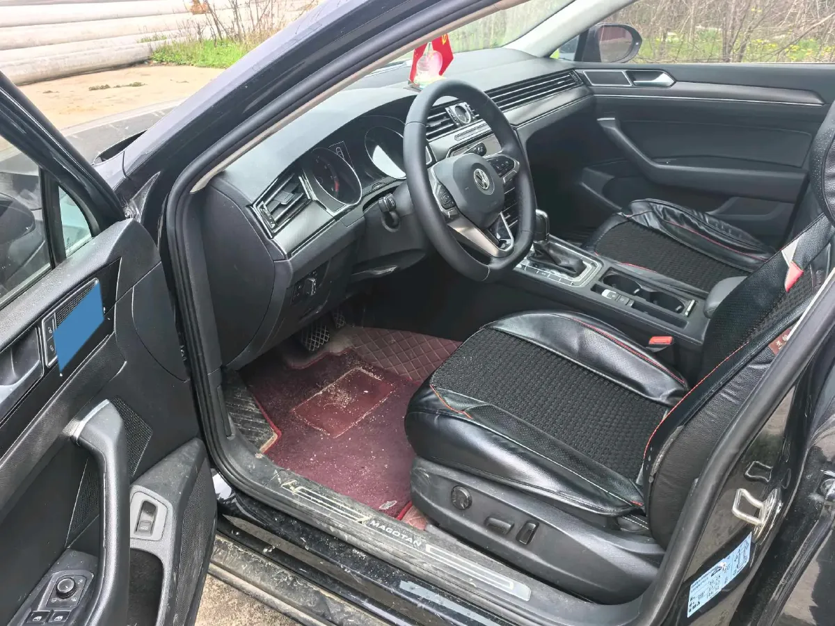 2020 Volkswagen Magotan 2.0T 186HP L4 7DCT,autocango,china used car exporter,china ev exporter,chinese used car exporter,chinese used ev exporter