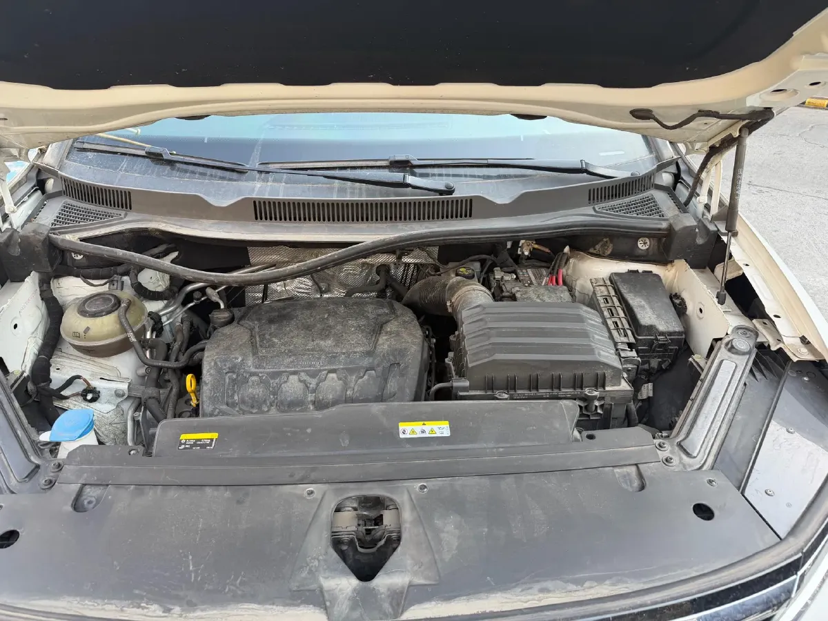 2022 Volkswagen Talagon 2.0T 220HP L4 7DCT,autocango,china used car exporter,china ev exporter,chinese used car exporter,chinese used ev exporter