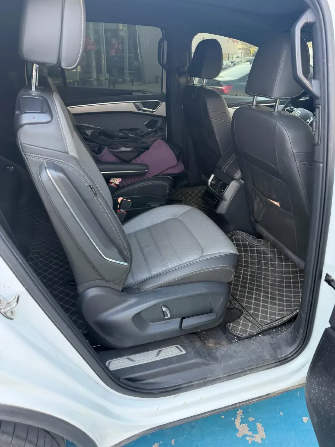 2022 Volkswagen Talagon 2.0T 220HP L4 7DCT,autocango,china used car exporter,china ev exporter,chinese used car exporter,chinese used ev exporter