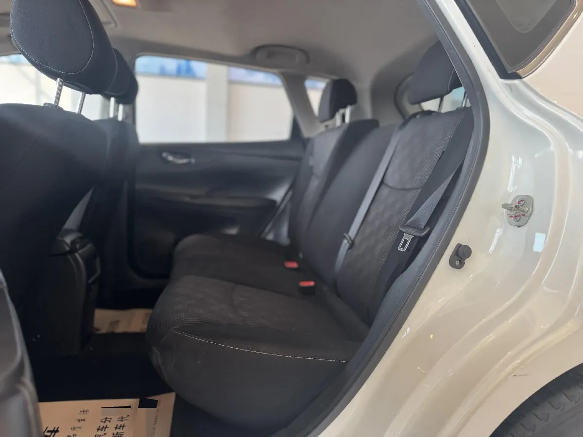 2021 Nissan Tiida 1.6L 122HP L4 CVT,autocango,china used car exporter,china ev exporter,chinese used car exporter,chinese used ev exporter