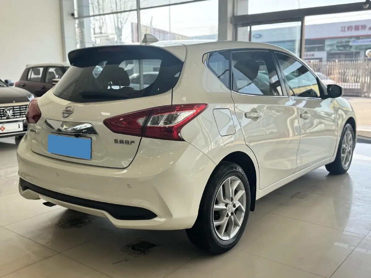 2021 Nissan Tiida 1.6L 122HP L4 CVT,autocango,china used car exporter,china ev exporter,chinese used car exporter,chinese used ev exporter