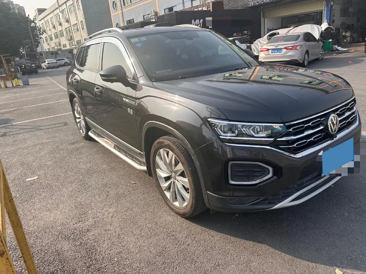 2019 Volkswagen Tayron 2.0T 186HP L4 7DCT,autocango,china used car exporter,china ev exporter,chinese used car exporter,chinese used ev exporter