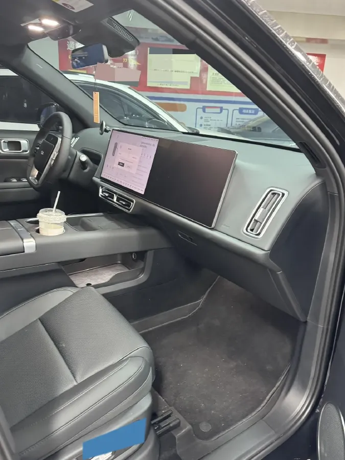 2025 Li L6 Range Extended 154HP L4 REEV,autocango,china used car exporter,china ev exporter,chinese used car exporter,chinese used ev exporter